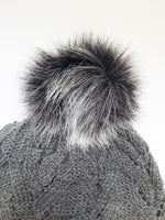 Load image into Gallery viewer, Woman Winter Hat
