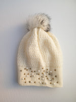 Load image into Gallery viewer, Woman Pearls Beanie
